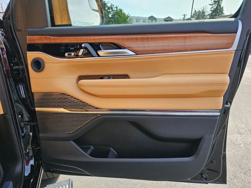 New 2025 Jeep Grand Wagoneer L Series III w/ Rear Seat Video Group 1 image 13