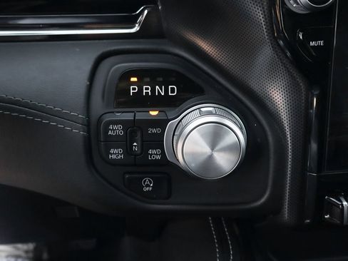 Used 2025 RAM 1500 Limited AWD/4WD image 46