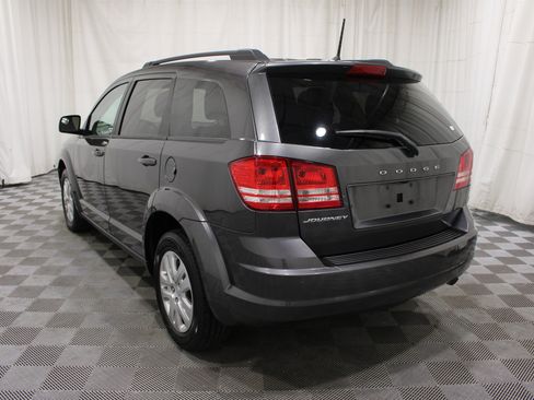 Used 2020 Dodge Journey SE FWD image 29
