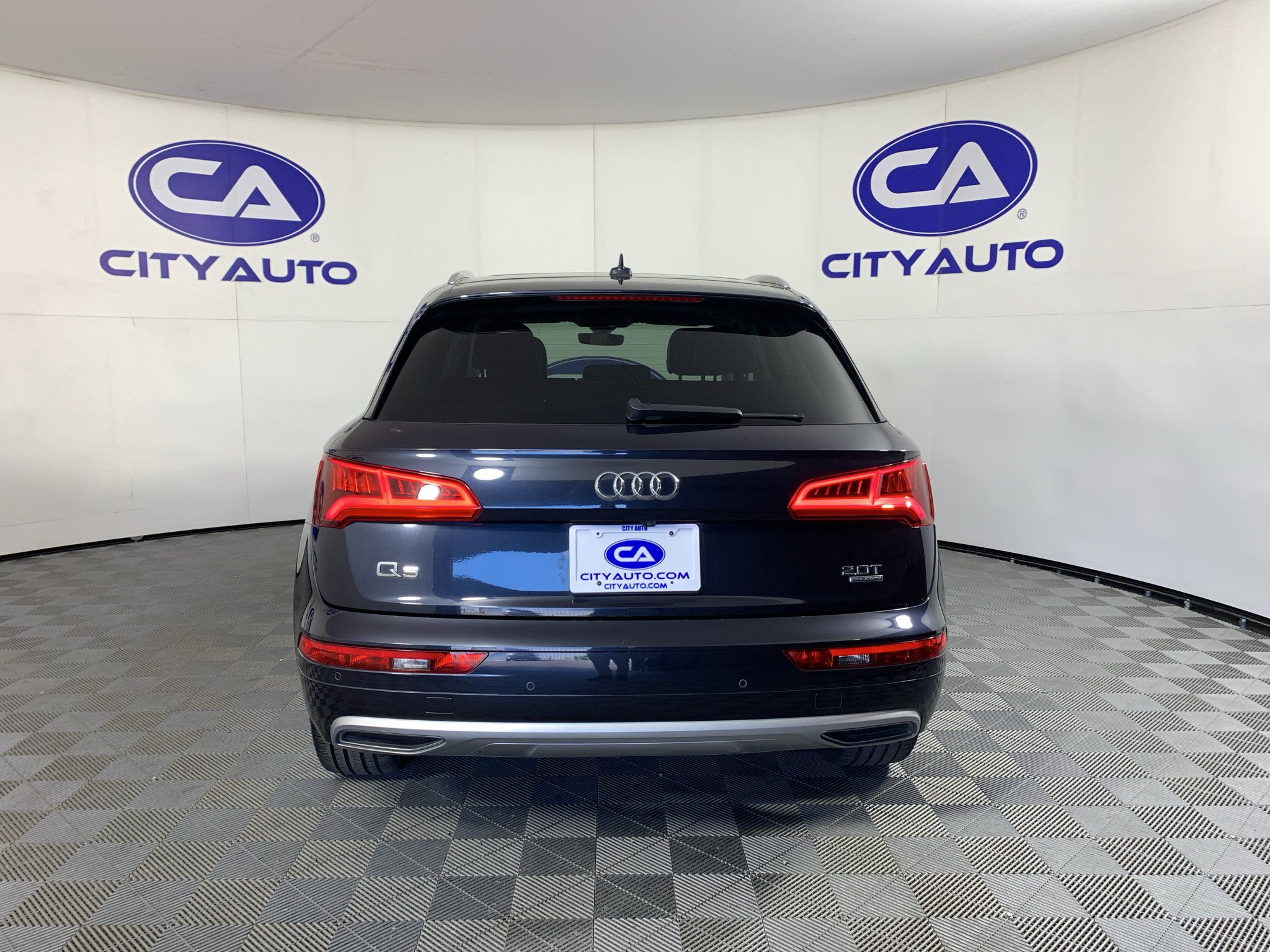 Used 2018 Audi Q5 2.0T Premium Plus w/ Premium Plus Package AWD/4WD image 4