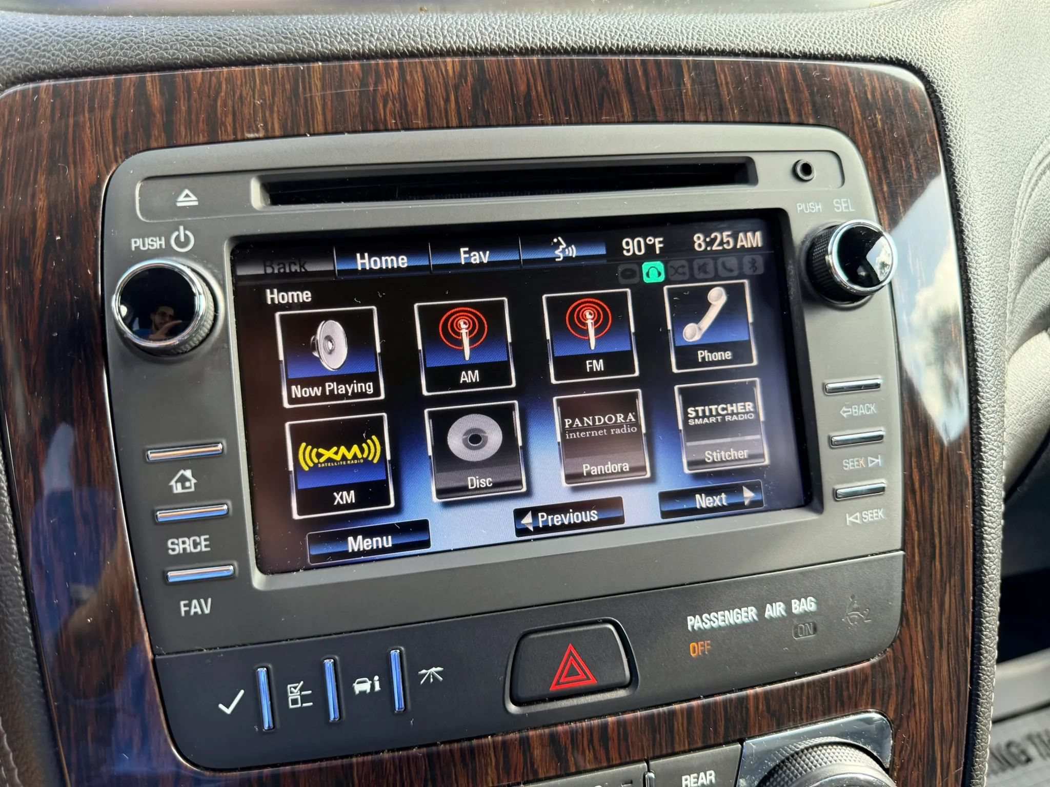 Used 2017 Chevrolet Traverse LT FWD image 26