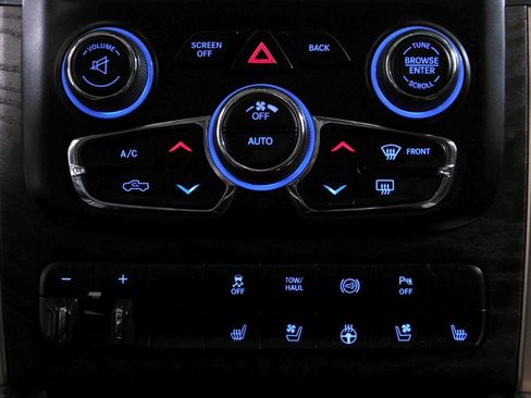 Used 2015 RAM 3500 Laramie Longhorn image 48