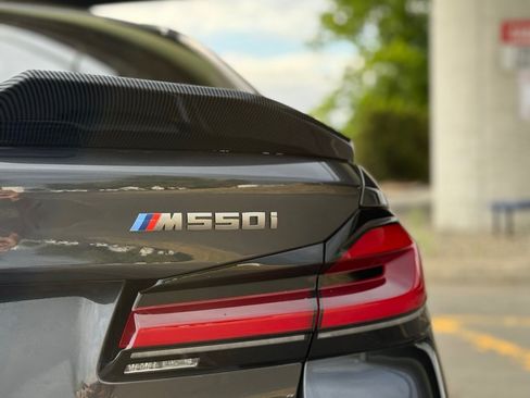 Used 2023 BMW M550i xDrive w/ Executive Package AWD/4WD image 8
