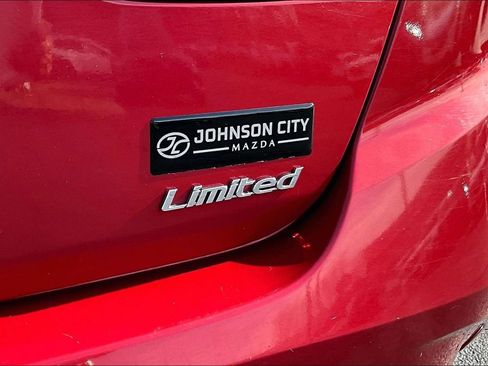 Used 2018 Hyundai Sonata Limited image 8