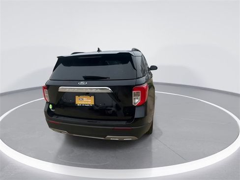 Certified 2024 Ford Explorer XLT w/ Equipment Group 202A image 10