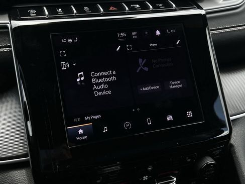 Used 2025 Jeep Grand Cherokee L Altitude RWD image 18