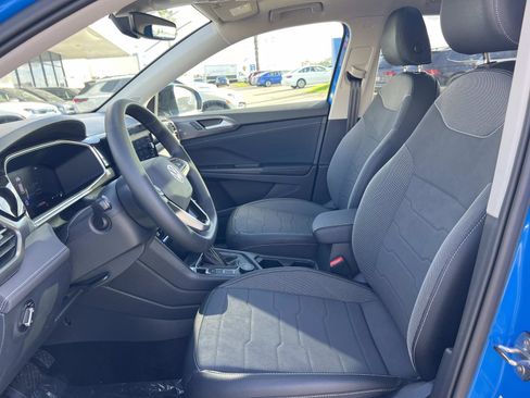New 2026 Volkswagen Taos SE AWD/4WD image 19