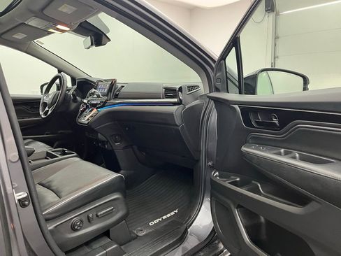 Used 2022 Honda Odyssey Elite image 26