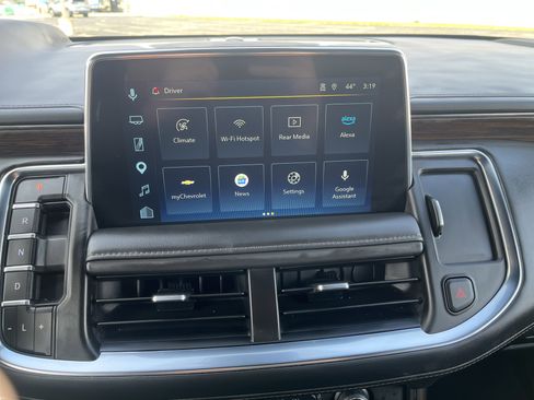 Used 2023 Chevrolet Tahoe High Country w/ Advanced Technology Package AWD/4WD image 34