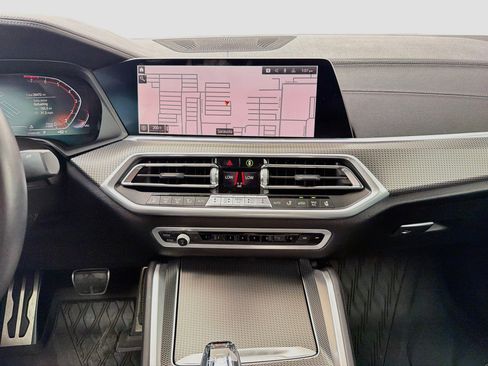 Used 2023 BMW X6 xDrive40i w/ Executive Package AWD/4WD image 19