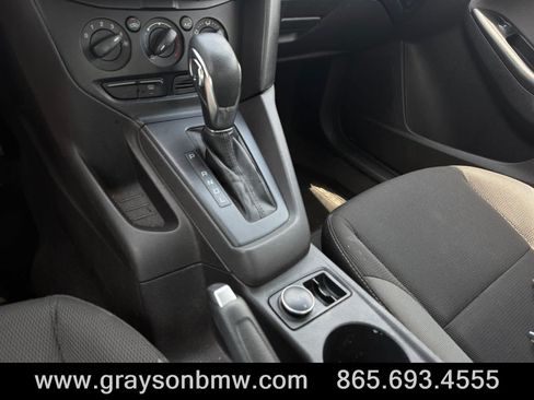 Used 2013 Ford Focus S FWD image 21