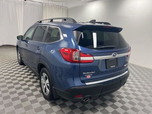 Used 2022 Subaru Ascent Premium w/ Convenience Package AWD/4WD image 6