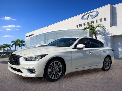 Used 2024 INFINITI Q50 Luxe w/ Cargo Package RWD image 3