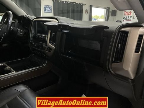 Used 2018 GMC Sierra 1500 Denali w/ Denali Ultimate Package AWD/4WD image 37