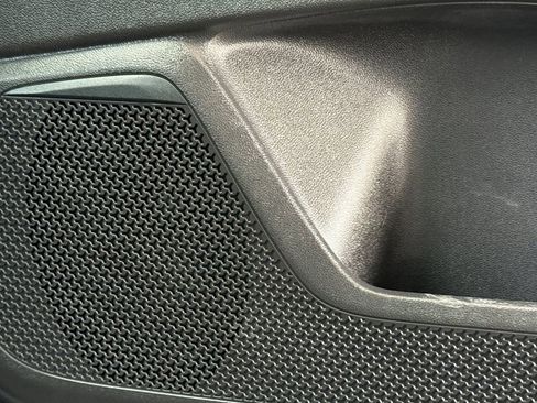 Used 2024 Chevrolet Blazer EV LT AWD/4WD image 28