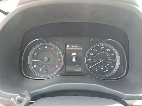 Used 2023 Hyundai Kona SEL FWD image 8