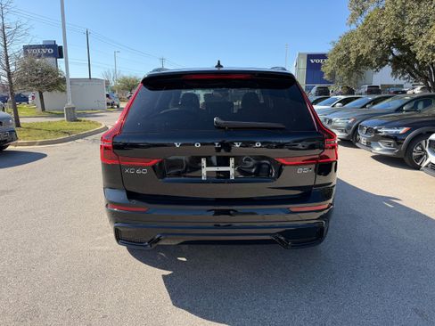 New 2026 Volvo XC60 B5 Core image 5