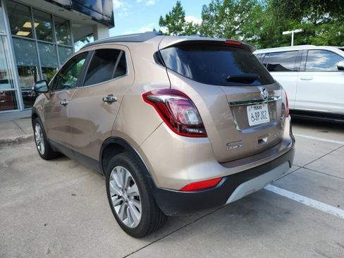 Used 2018 Buick Encore Preferred FWD image 4
