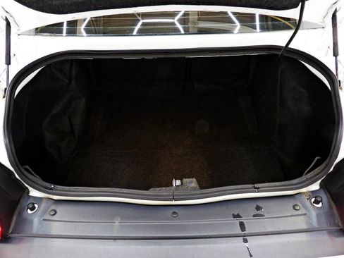 Used 2017 Dodge Challenger R/T Plus RWD image 11