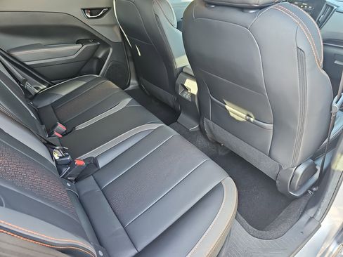 Used 2024 Subaru Crosstrek 2.5i Limited w/ Popular Package #4A AWD/4WD image 11