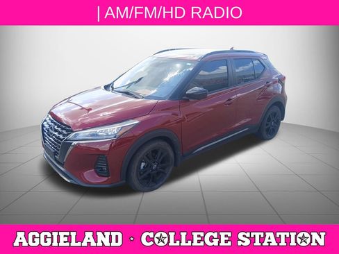 Certified 2024 Nissan Kicks SR w/ SR Premium Package FWD image 6