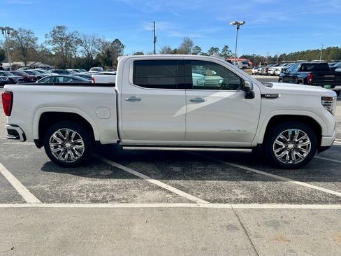 Used 2024 GMC Sierra 1500 Denali w/ Denali Reserve Package image 3