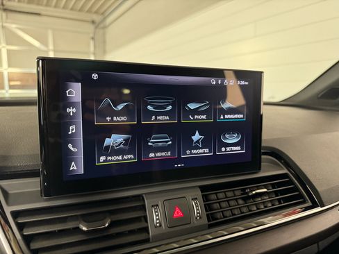 Used 2023 Audi Q5 2.0T Prestige w/ Prestige Package image 24