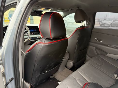 Certified 2023 Hyundai Elantra SEL w/ Convenience Package image 9