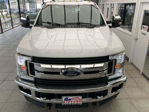Used 2017 Ford F350 XLT w/ XLT Premium Package AWD/4WD image 29