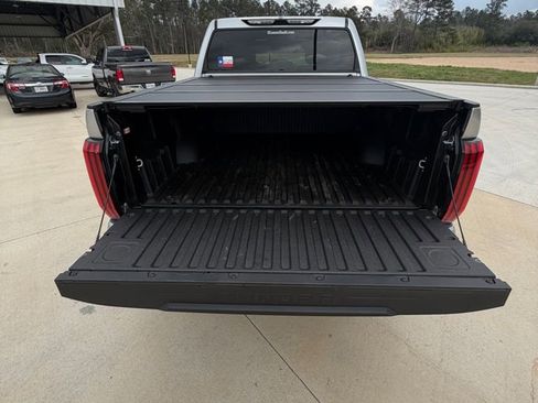 Used 2025 Toyota Tundra Limited w/ Power Package image 21