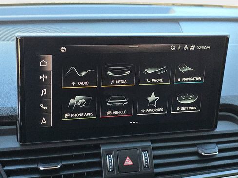 Used 2023 Audi Q5 2.0T Premium w/ Convenience Package image 28