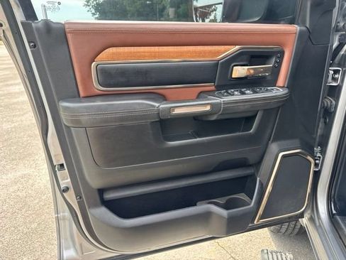 Used 2020 RAM 3500 Limited AWD/4WD image 15