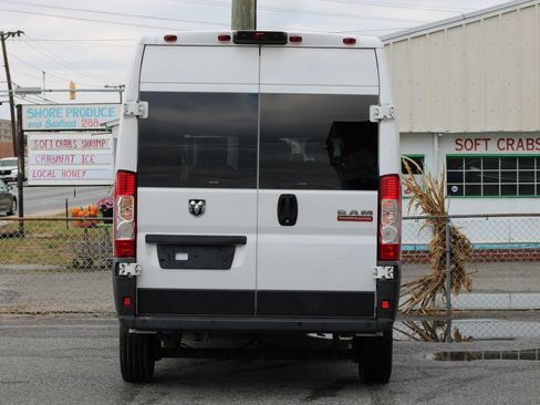 Used 2017 RAM ProMaster 2500 w/ Interior Convenience Group image 7