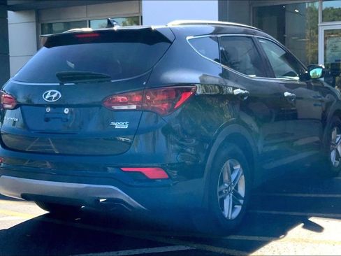 Used 2017 Hyundai Santa Fe Sport image 14
