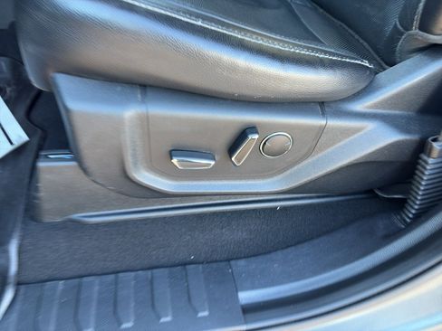 Used 2019 Ford F350 Lariat w/ Lariat Value Package image 21