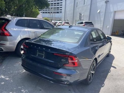 Used 2024 Volvo S60 B5 Plus FWD image 2