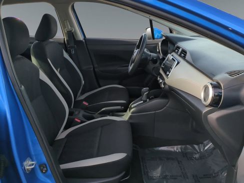 Used 2021 Nissan Versa SV image 15