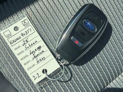 Used 2025 Subaru Legacy Premium AWD/4WD image 29