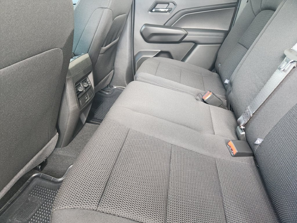 New 2026 Chevrolet Colorado LT RWD image 18