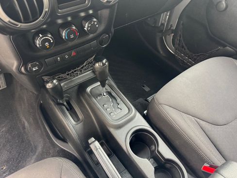 Used 2013 Jeep Wrangler Sport image 16