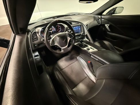 Used 2014 Chevrolet Corvette Stingray Convertible image 2