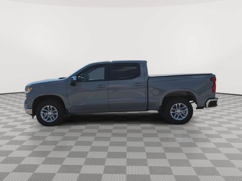 Used 2024 Chevrolet Silverado 1500 LT AWD/4WD image 8