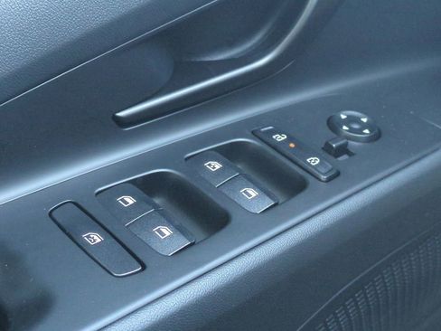 New 2026 Hyundai Elantra Sport FWD image 28