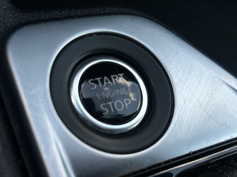 Used 2025 Nissan Sentra SV FWD image 25