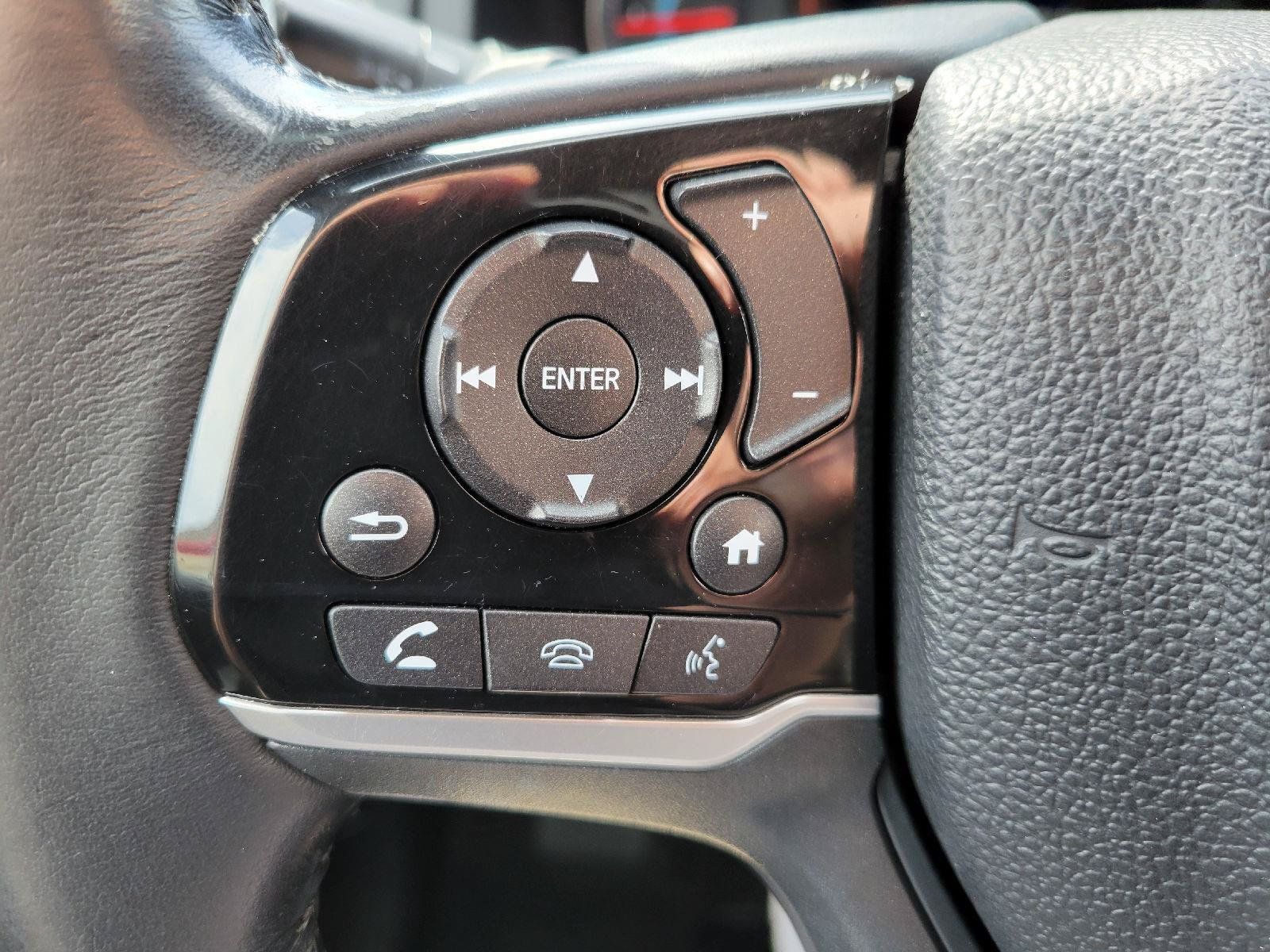 Used 2020 Honda Pilot Touring image 19