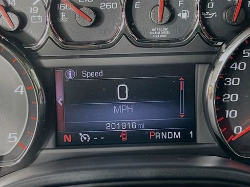 Used 2016 GMC Sierra 2500 SLT w/ Suspension Package, Off-Road image 13