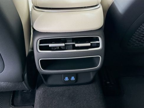 New 2026 Genesis GV70 2.5T AWD/4WD image 18