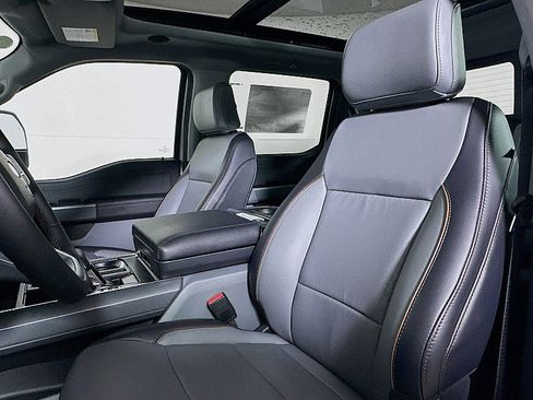 New 2025 Ford F150 Lariat w/ Equipment Group 502A High image 8