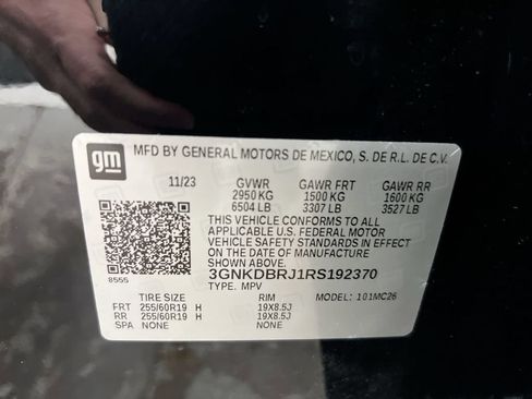 Used 2024 Chevrolet Blazer EV LT AWD/4WD image 29