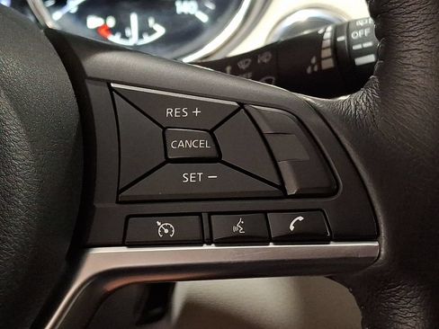 Used 2019 Nissan Rogue Sport SV w/ All-Weather Package AWD/4WD image 17